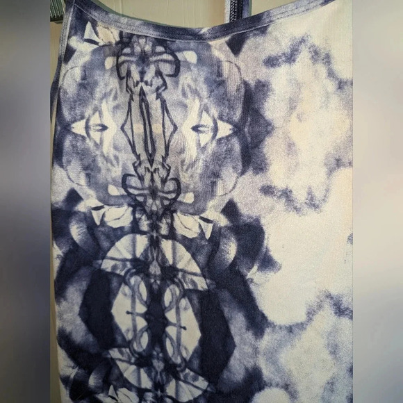 Lululemon Power Y TankInk Blot White Deep Indigo size 8 Performance Athletic‎ - Picture 2 of 5